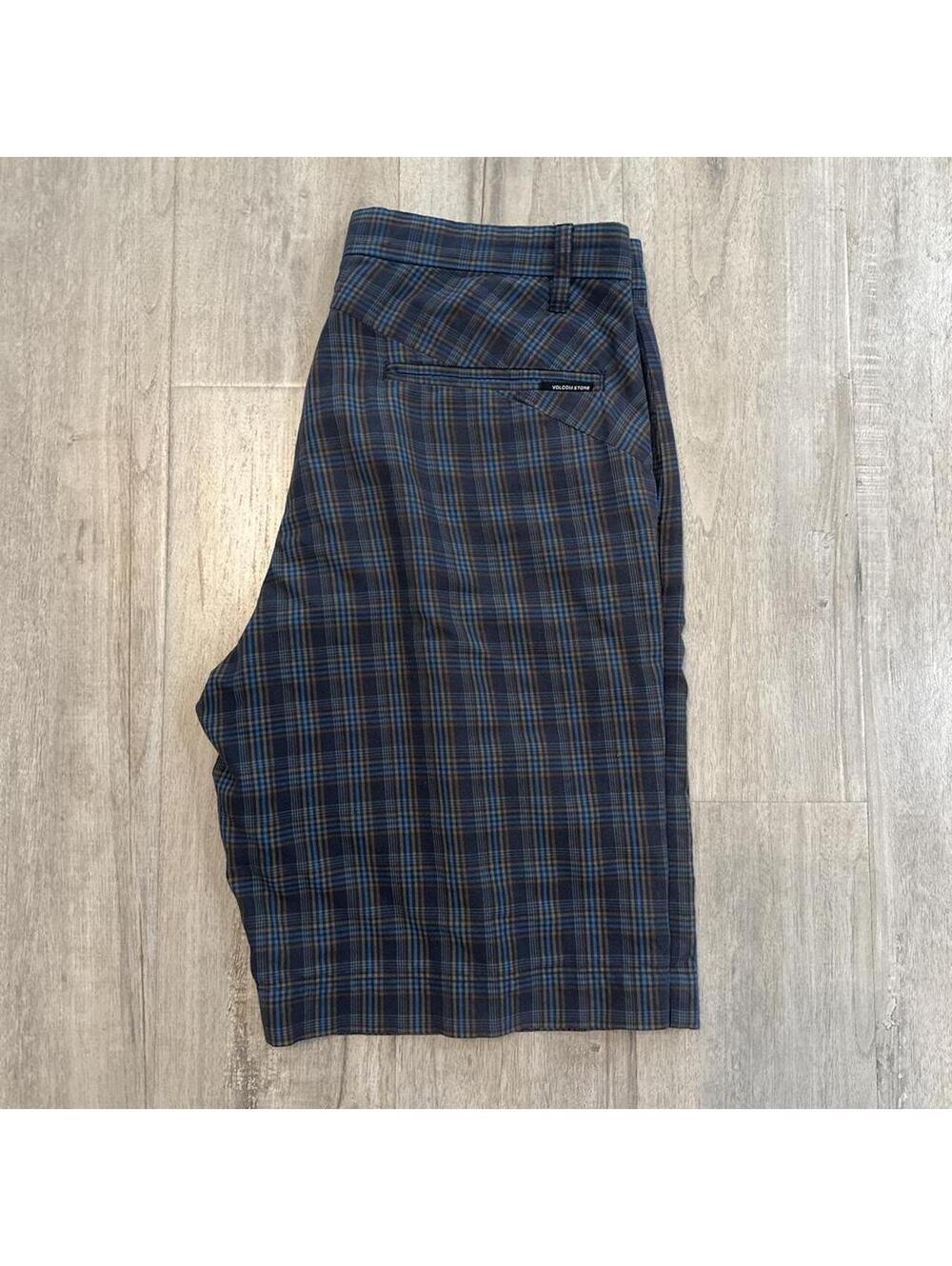 Volcom Men's Blue and Navy Shorts